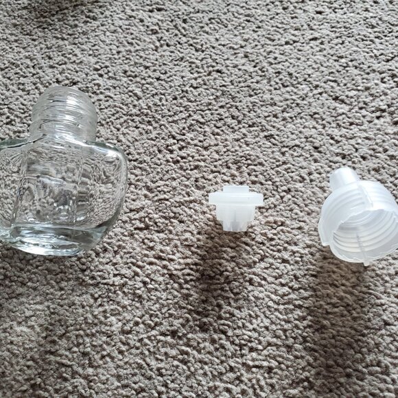 100 Piece Arts & Crafts Heavy Glass Bottle Containers Complete W/Caps - Air Wick - Picture 4 of 6